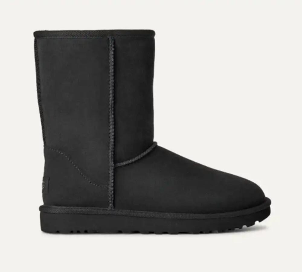 UGG Classic Short II Boots Women's Size 7 Black Suede Shearling Winter Warm